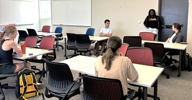 Grace Kariuki and students attending her Speed Friending event in the Blank Honors Center. This was Kariuki's first hosted event as a First Year Experience Intern.